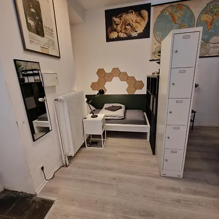 Schoene Am Duelkener Bahnhof Vi01 Bis Vi09 *