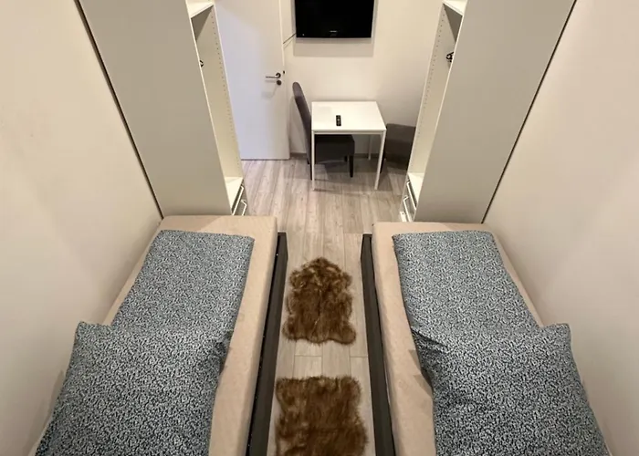 Schoene Am Duelkener Bahnhof Vi01 Bis Vi09 Viersen